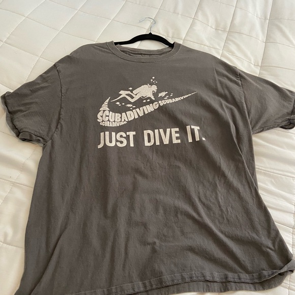 Scuba diving T-shirt for sale - Picture 2 of 4